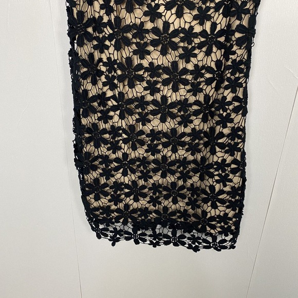 HOSS INTROPIA WOMAN’S BLACK & NUDE CROCHET LACE LINED DRESS SIZE 40. - Picture 3 of 11